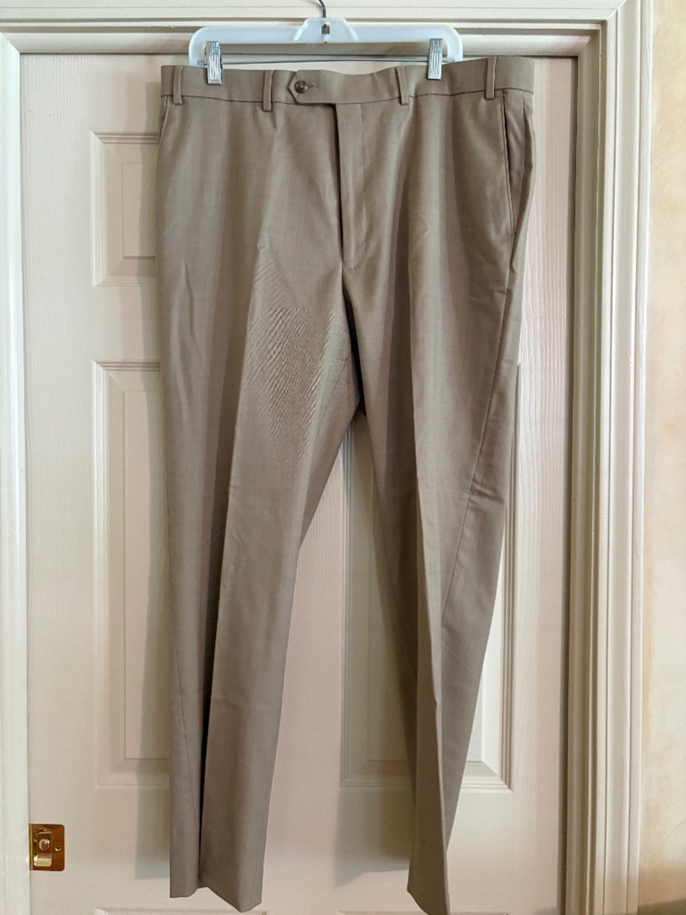 Mens Hart, Schaffner and Marx Slacks Size 38R, 31 inseam
